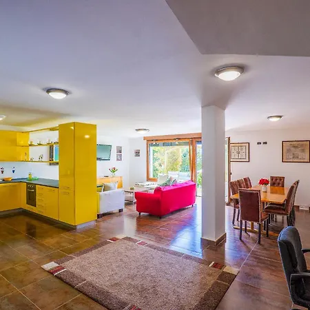 Mavica Prázdninový dům *